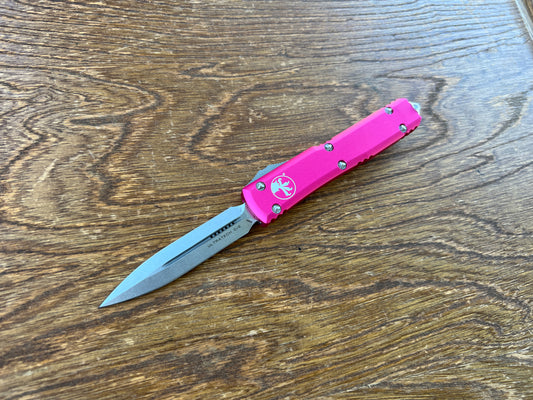 Microtech 122-10PK Ultratech AUTO OTF 3.46" Stonewashed Double Edge Dagger Blade, Pink Aluminum Handles